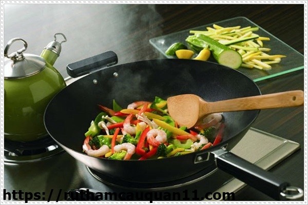 th&ocirc;ng tắc đường ống bị nghẹt do dầu mỡ chế biến