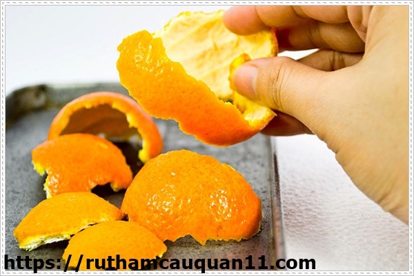 khử mùi hôi ẩm mốc phòng ốc với vỏ cam