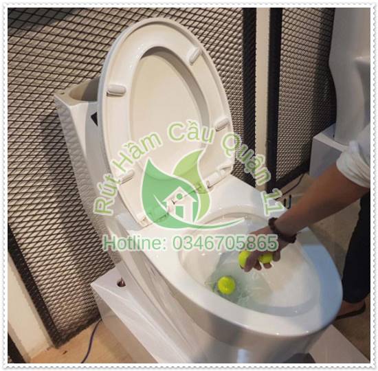 Dùng đá và chanh để khử mùi hôi