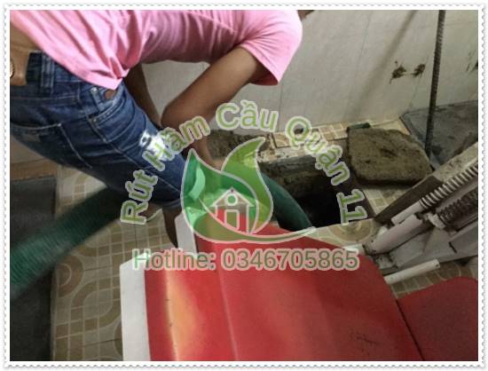 Khắc phục ống thoát nước của bồn cầu không còn nghẹt