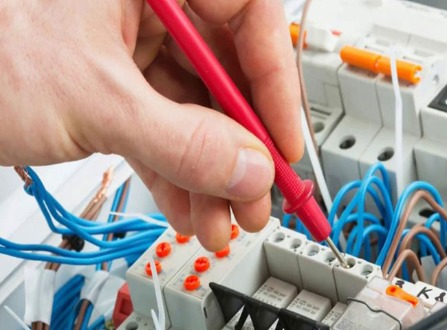 Thợ sửa điện nước quận 11 phụ trách về điện